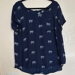 Torrid Blue and White Graphic Short Sleeve Blouse